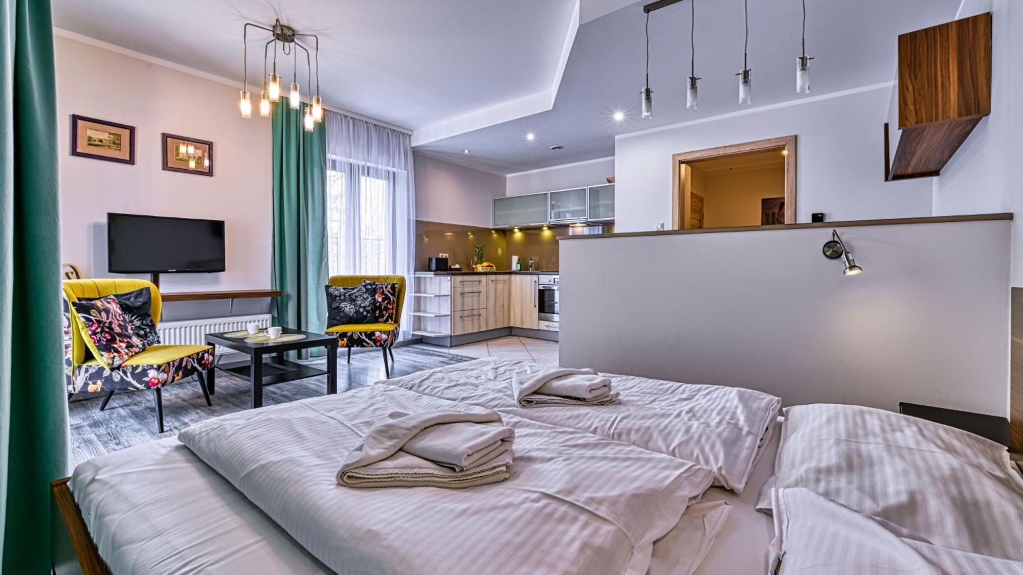Apartamenty Sun & Snow Resort Sudety 斯克拉斯卡波伦巴 外观 照片