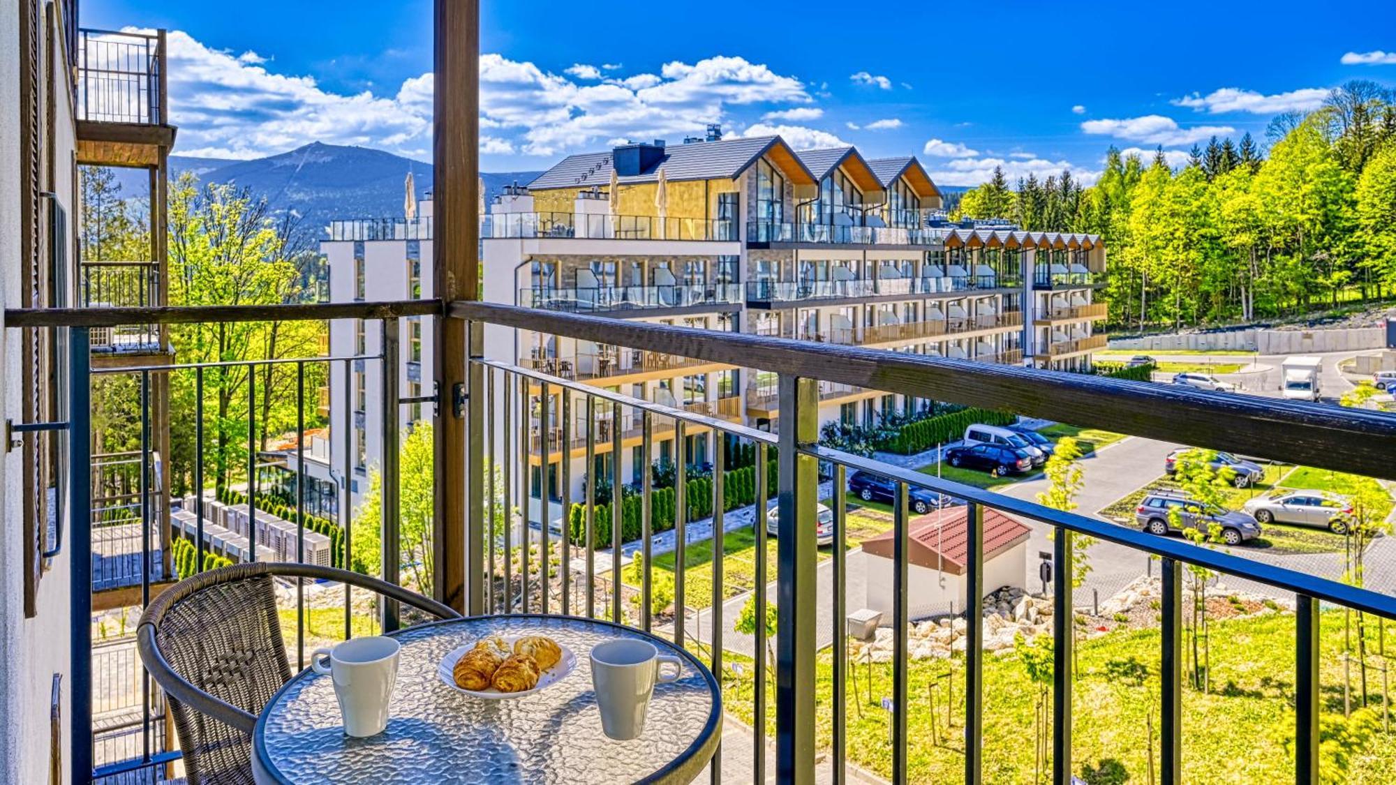 Apartamenty Sun & Snow Resort Sudety 斯克拉斯卡波伦巴 外观 照片